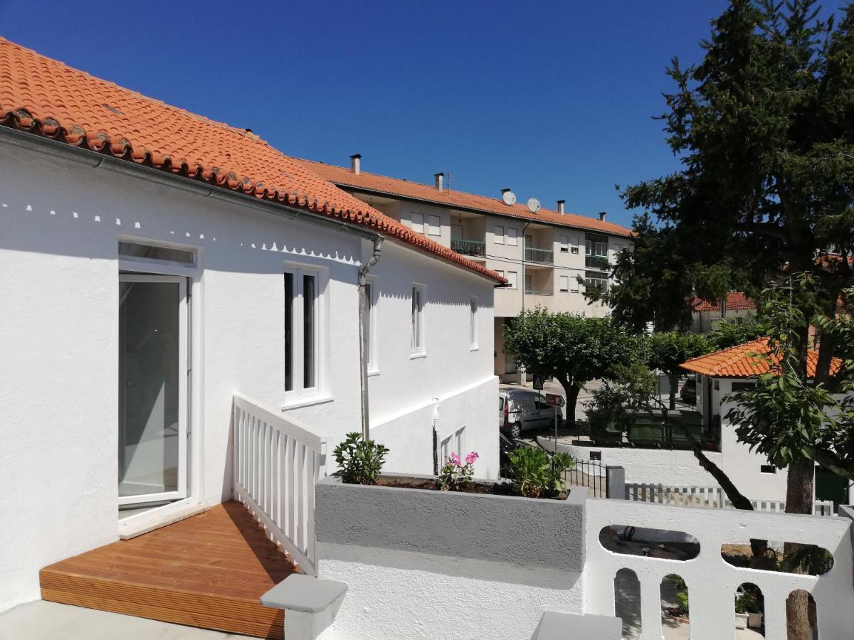 Mondalva Guesthouse Sao Pedro de Alva Екстер'єр фото